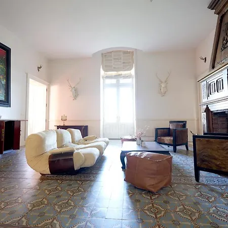 Chateau De Mazelieres Bed & Breakfast Espiens