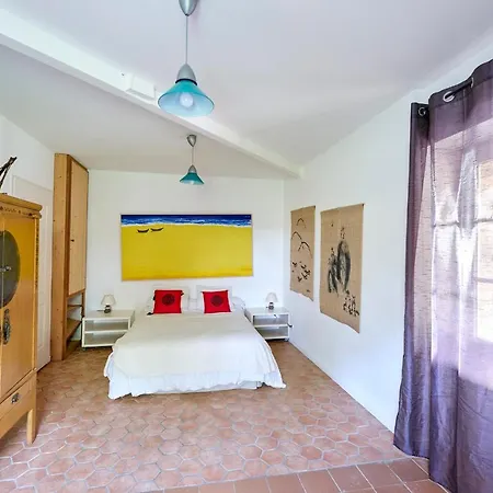 Bed & Breakfast Chateau De Mazelieres