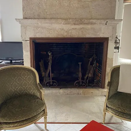 Chateau De Mazelieres *