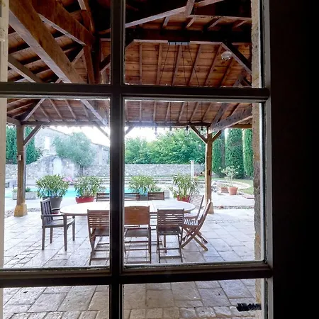 Bed & Breakfast Chateau De Mazelieres