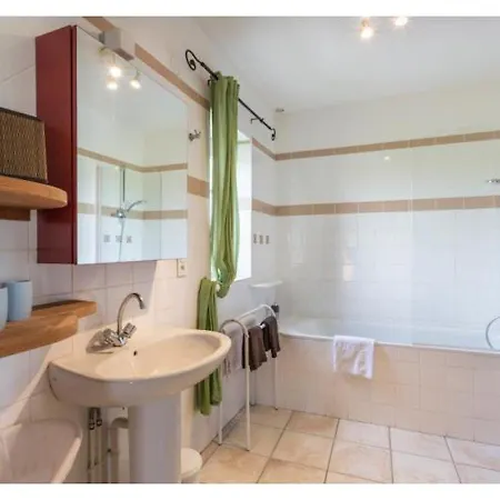 Bed & Breakfast Chateau De Mazelieres *