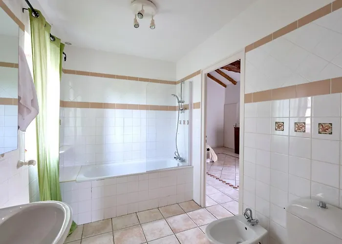 Chateau De Mazelieres Espiens