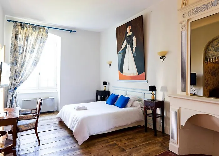 Chateau De Mazelieres