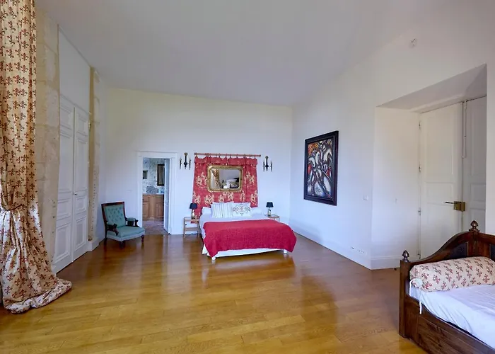 Chateau De Mazelieres *