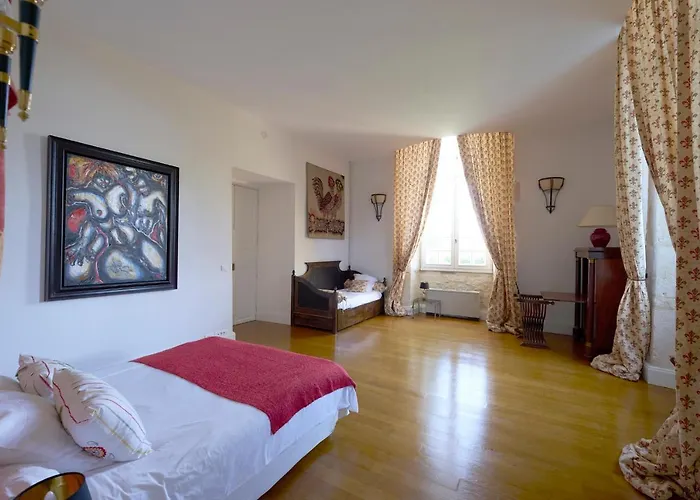 Chateau De Mazelieres Espiens