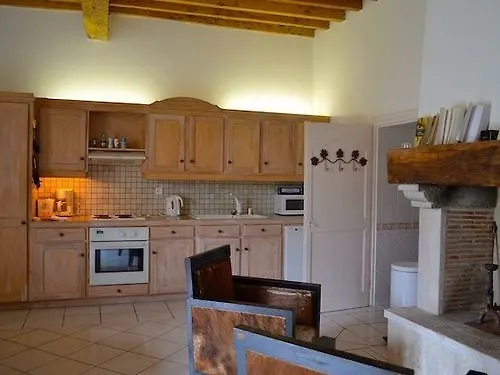 Chateau De Mazelieres B&B Espiens